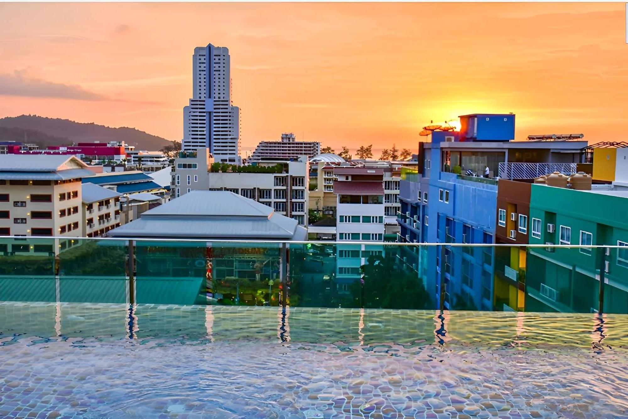 Sira Grande Hotel & Spa Patong Екстериор снимка