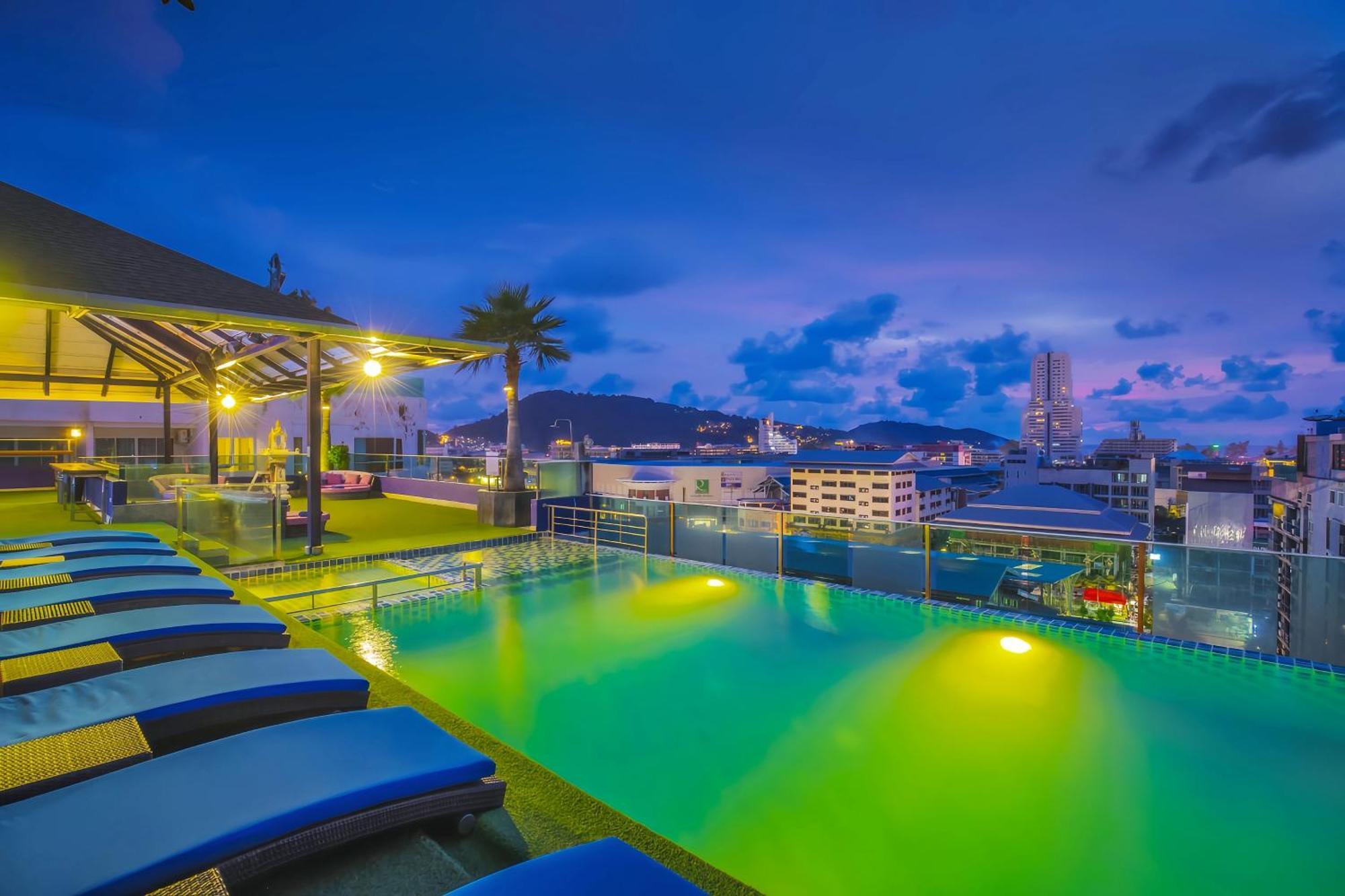 Sira Grande Hotel & Spa Patong Екстериор снимка