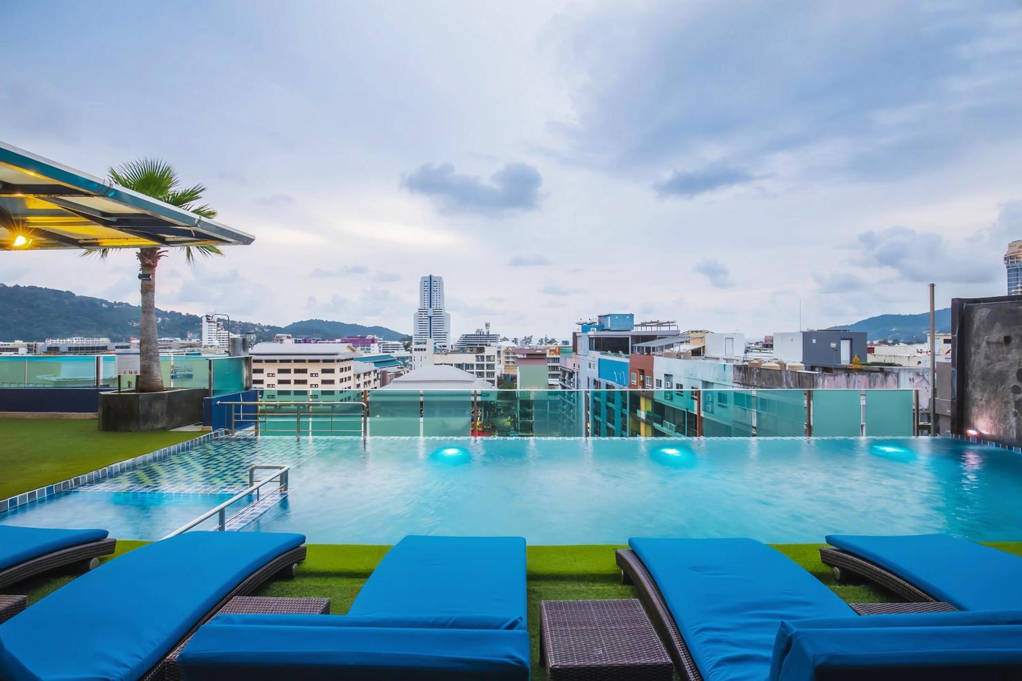 Sira Grande Hotel & Spa Patong Екстериор снимка