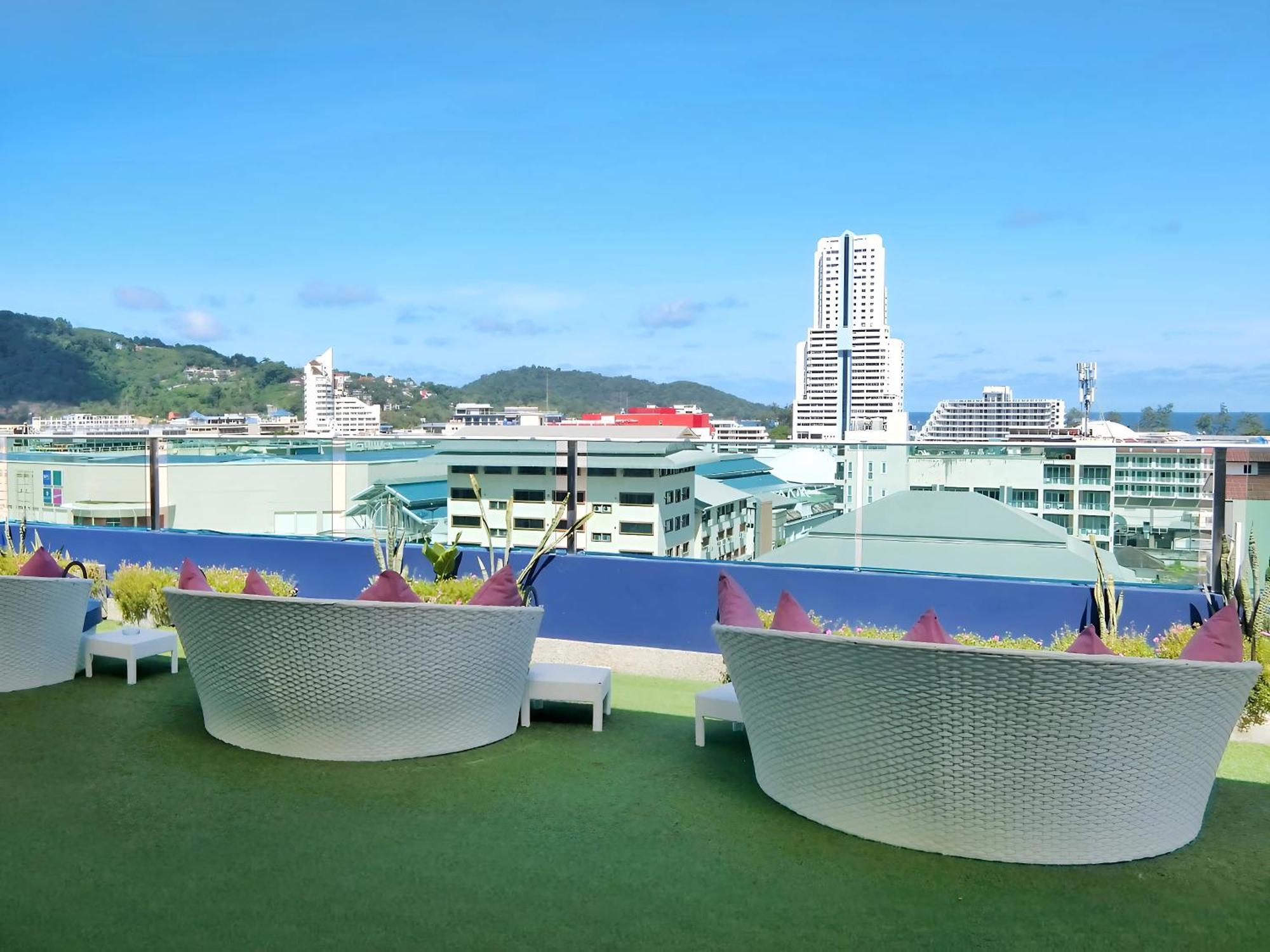 Sira Grande Hotel & Spa Patong Екстериор снимка