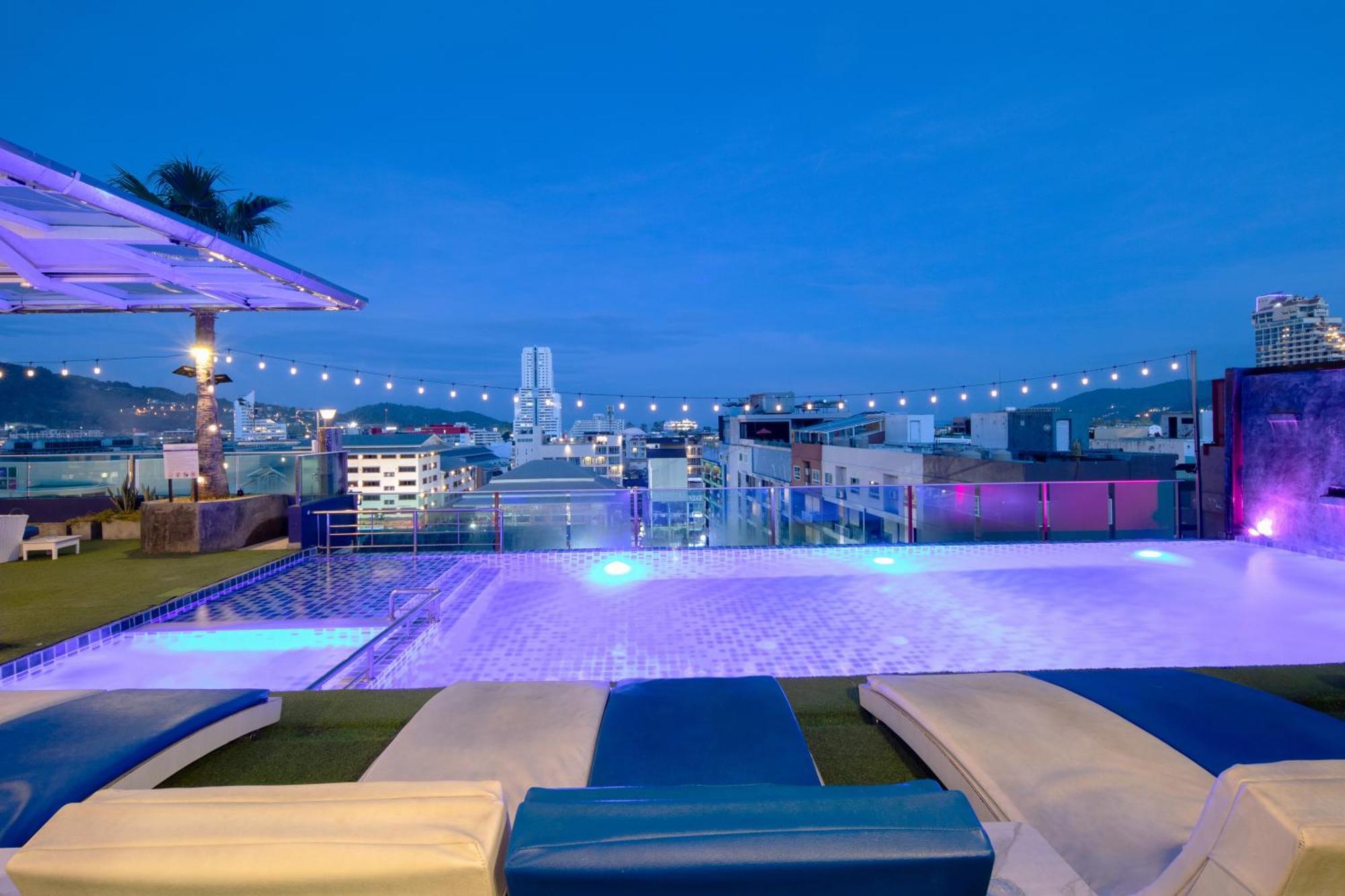 Sira Grande Hotel & Spa Patong Екстериор снимка