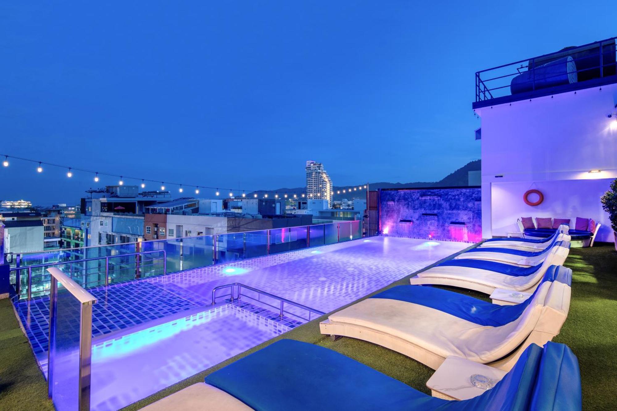 Sira Grande Hotel & Spa Patong Екстериор снимка