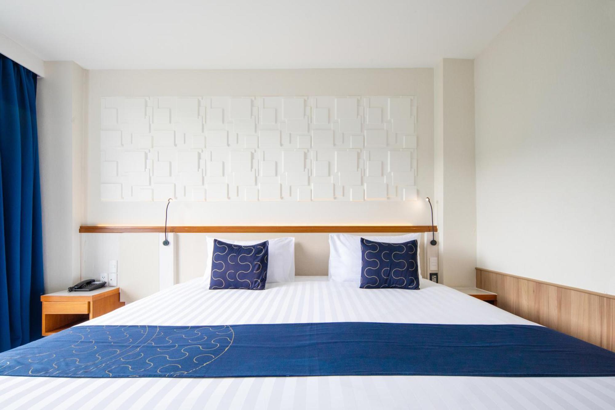 Sira Grande Hotel & Spa Patong Екстериор снимка
